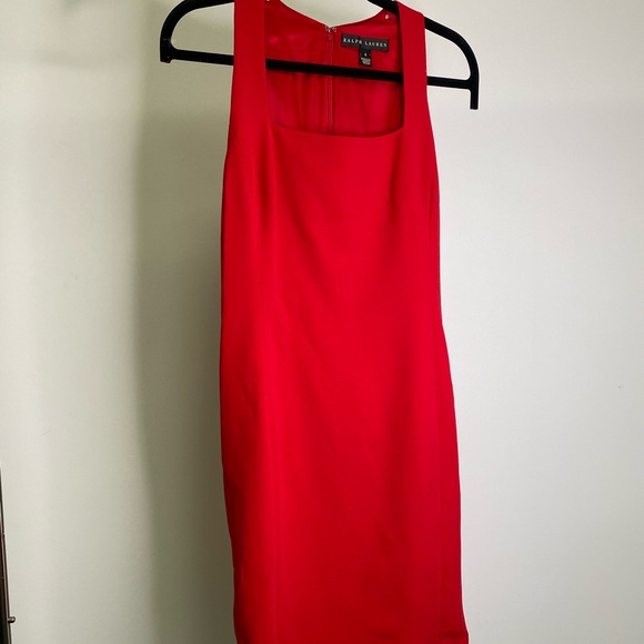 Red Sleeveless Fitted Dress - Picture 1 of 2